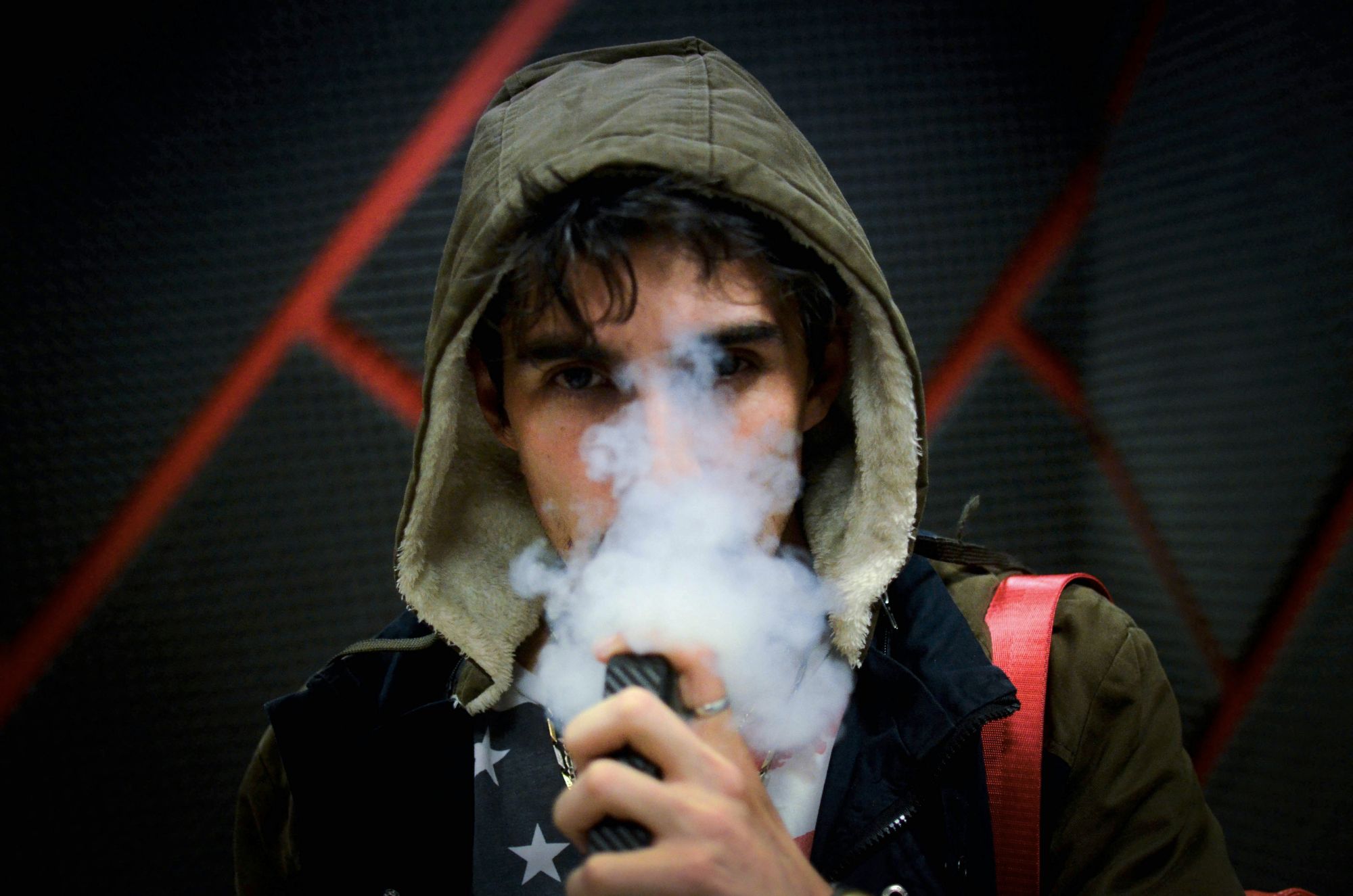 One in 18 Scots aged 11 to 17 currently vape, new Scottish Government research finds