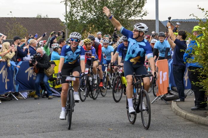 New cycling track opens in Twechar as Sir Chris Hoy rides into town