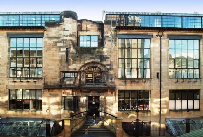Glasgow School of Art urged to hand over Mackintosh Building to independent body