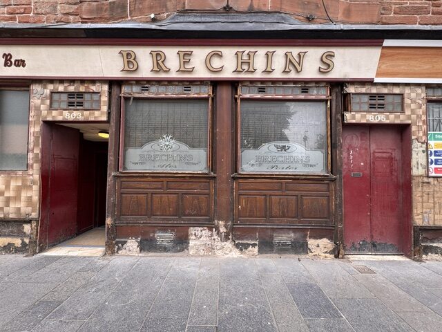 Brechin's bar in Govan enters new era as Victorian shopfront uncovered