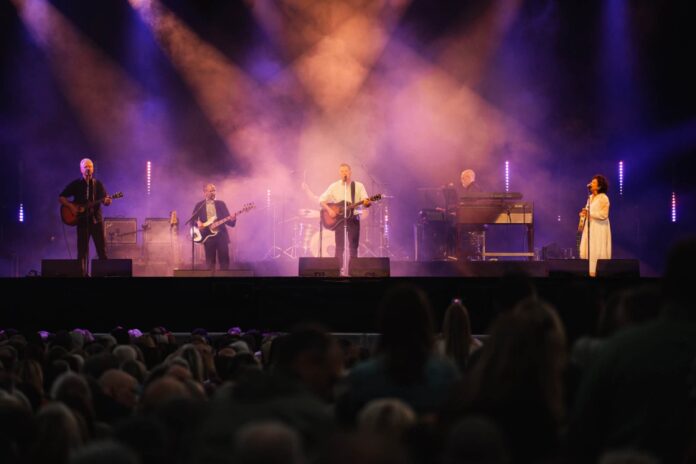 Deacon Blue announce 40th anniversary Raintown tour including two Scottish shows