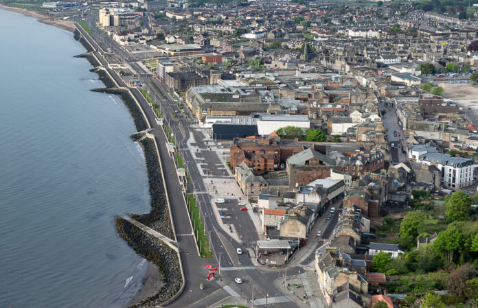 Kirkcaldy councillors back plans for new 20mph speed limits across town