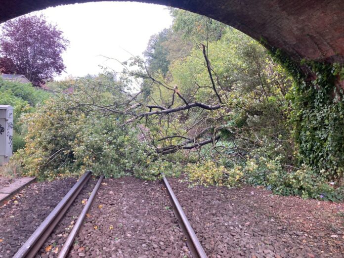 Storm Boelo to shut Scottish rail lines as passengers urged to avoid travel