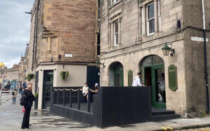 Popular Leith pub fights council over £35,000 terrace